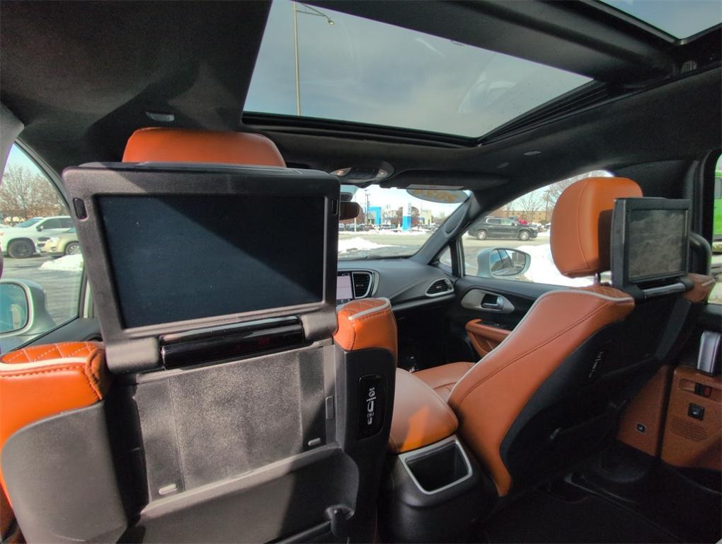 used 2024 Chrysler Pacifica car, priced at $43,489