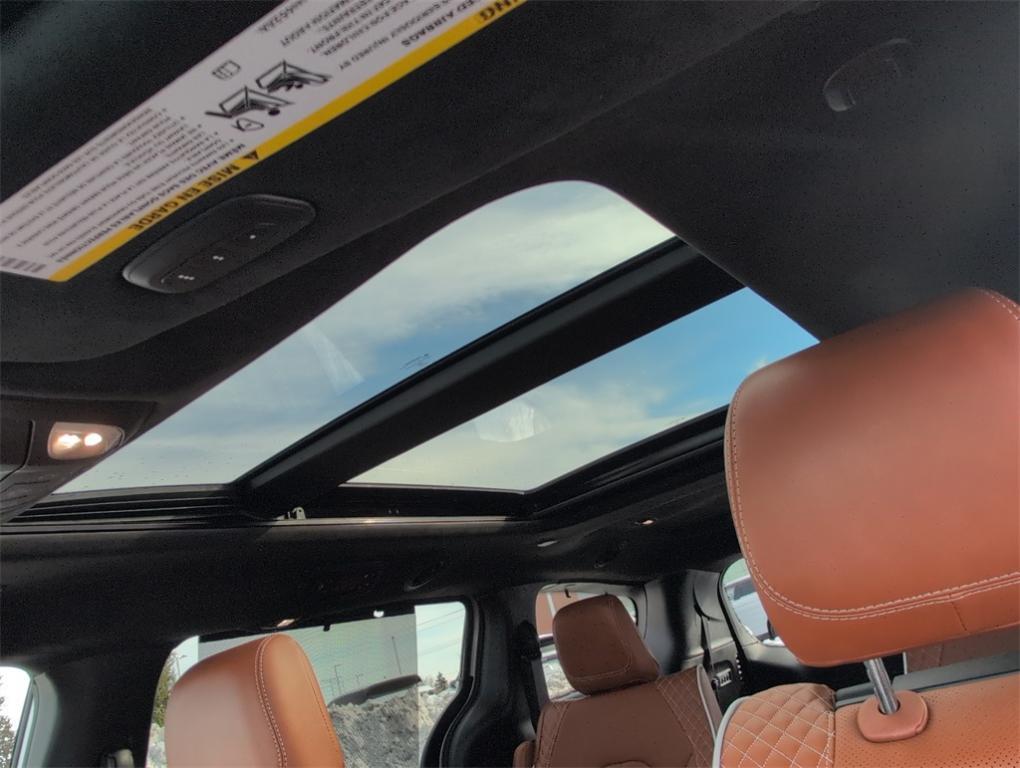 used 2024 Chrysler Pacifica car, priced at $43,489