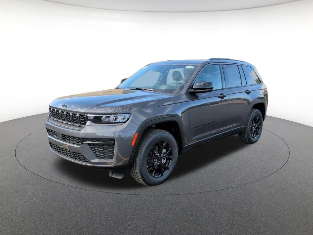 new 2026 Jeep Grand Cherokee car, priced at $45,384