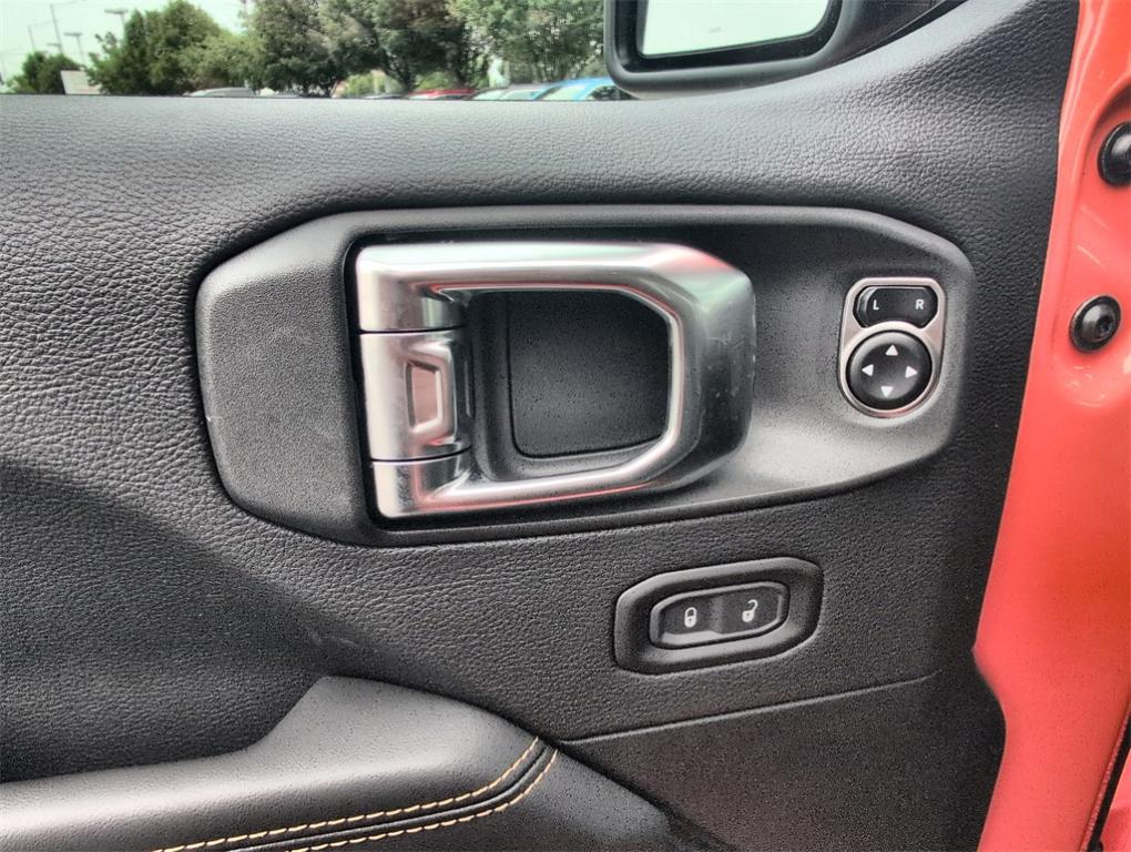 new 2025 Jeep Gladiator car, priced at $43,298