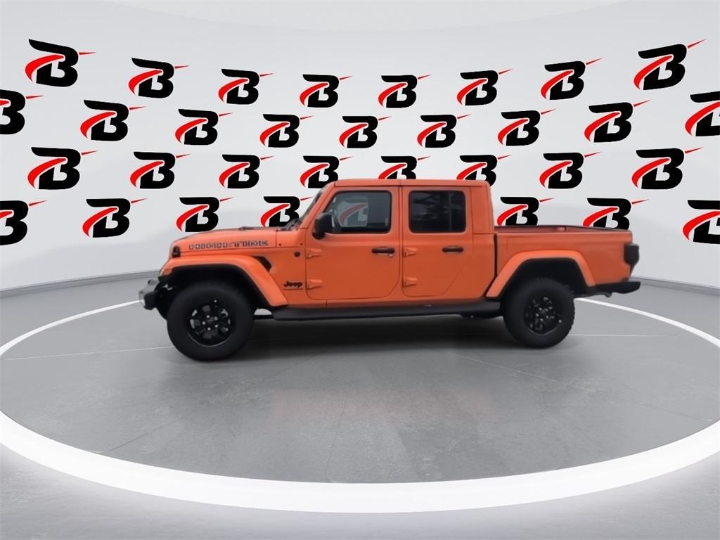 new 2025 Jeep Gladiator car, priced at $43,298