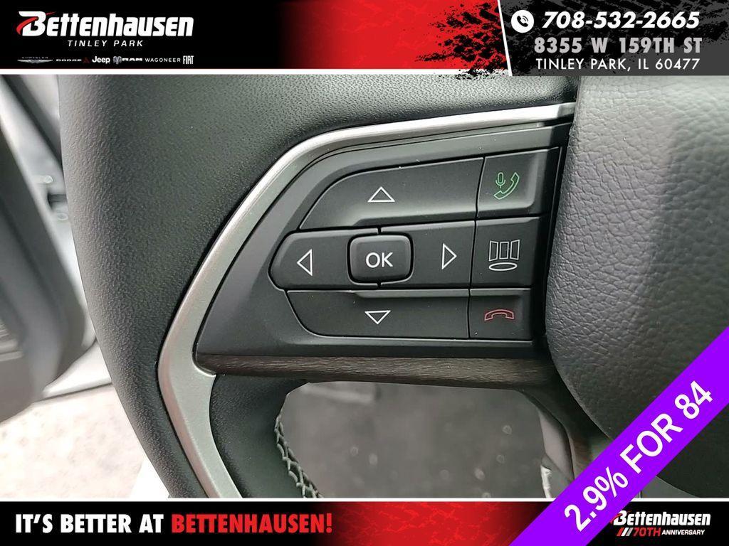 new 2026 Jeep Grand Cherokee car, priced at $38,300