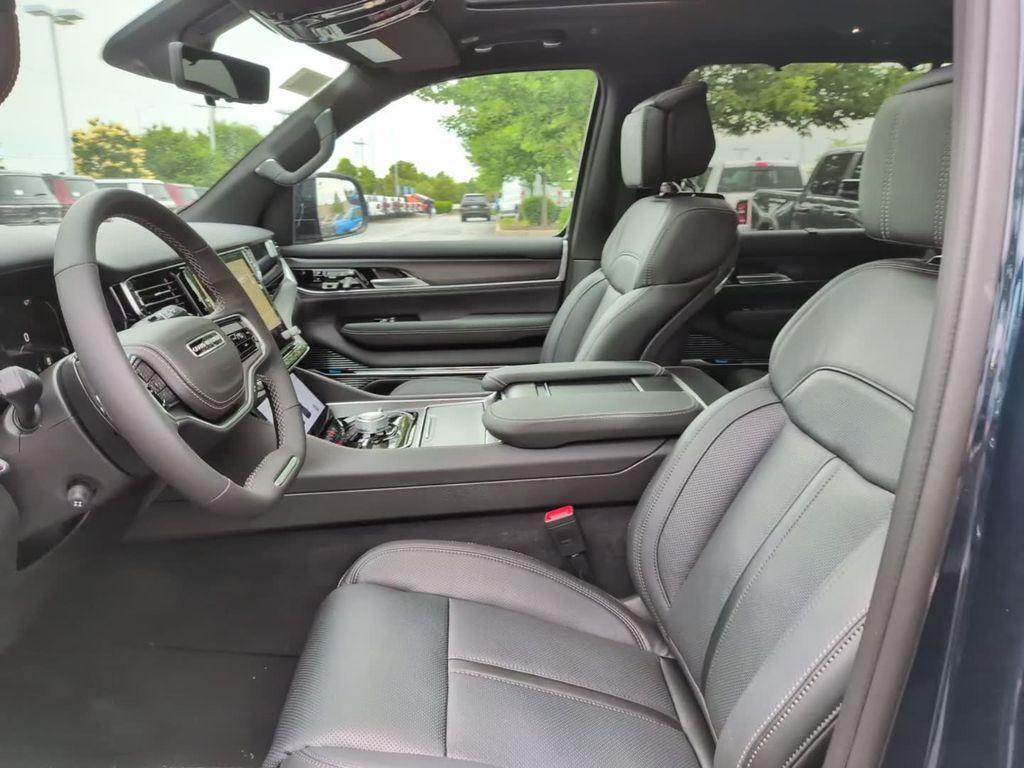 new 2026 Jeep Grand Wagoneer car, priced at $93,923
