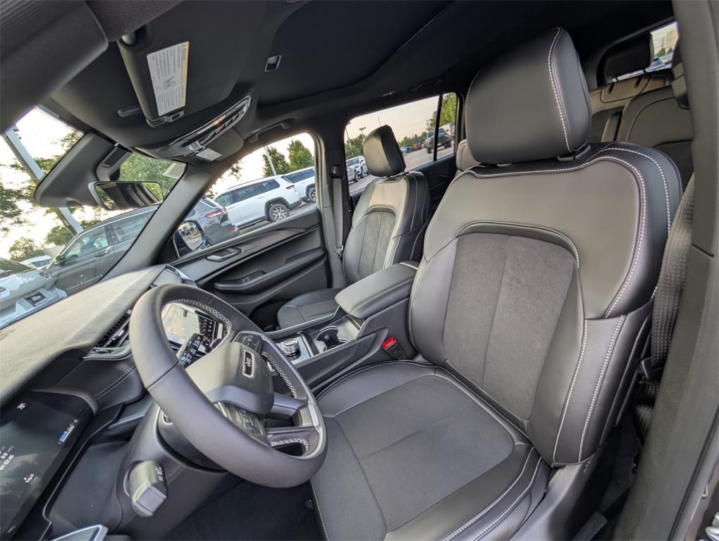 new 2025 Jeep Grand Cherokee L car, priced at $42,083