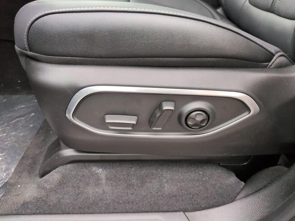 new 2026 Jeep Grand Wagoneer L car, priced at $77,375