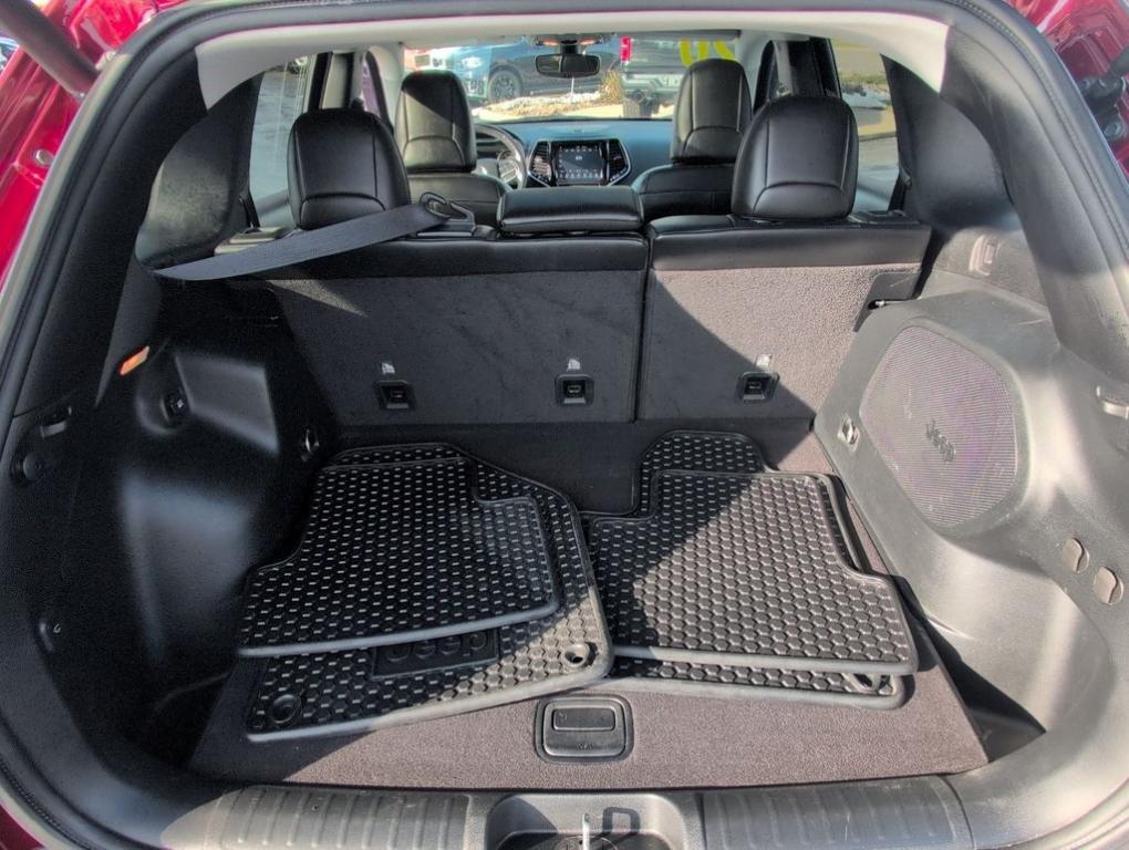 used 2020 Jeep Cherokee car, priced at $21,489