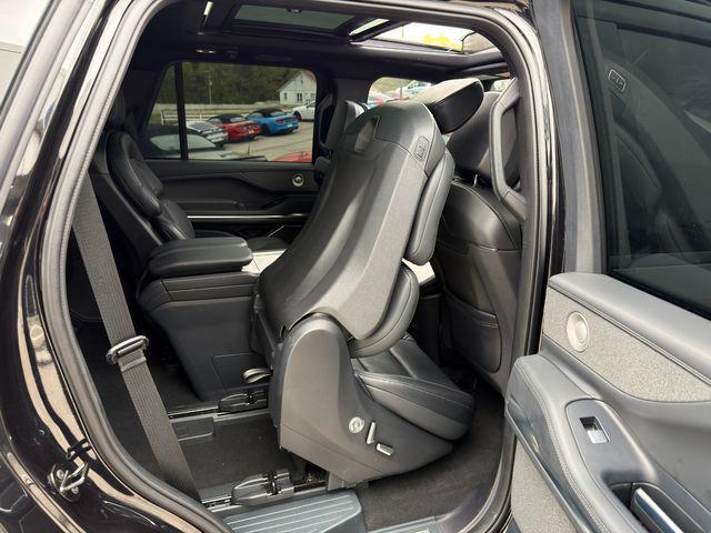 used 2025 Lincoln Navigator car, priced at $86,849