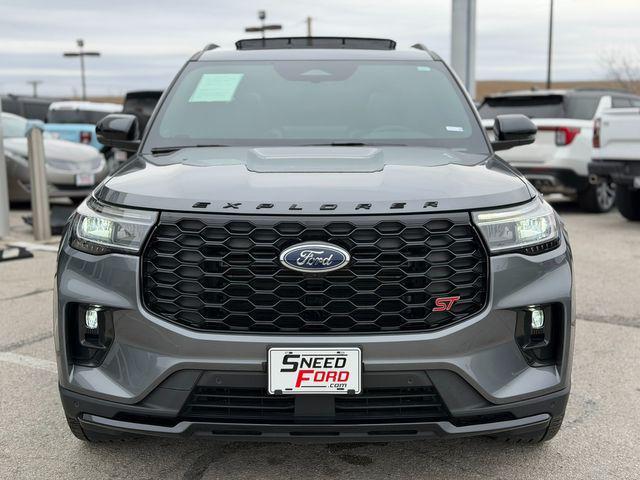 used 2025 Ford Explorer car, priced at $49,750