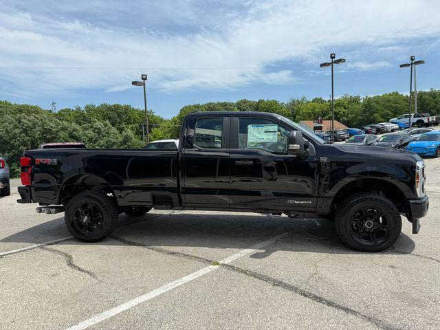 new 2025 Ford F-250 car, priced at $61,894