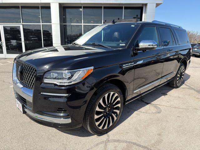 used 2023 Lincoln Navigator car, priced at $56,498