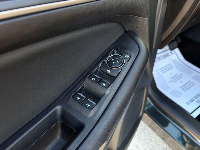 used 2022 Ford Edge car, priced at $25,899