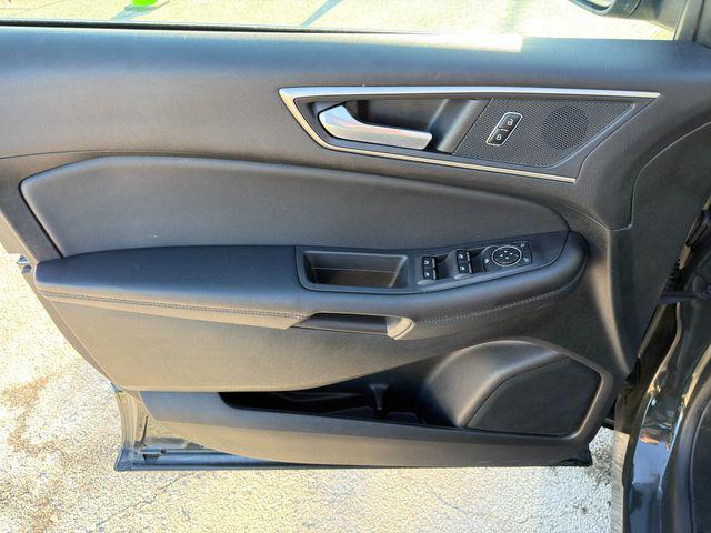 used 2022 Ford Edge car, priced at $25,899