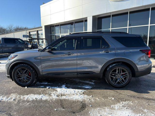 used 2025 Ford Explorer car, priced at $49,999