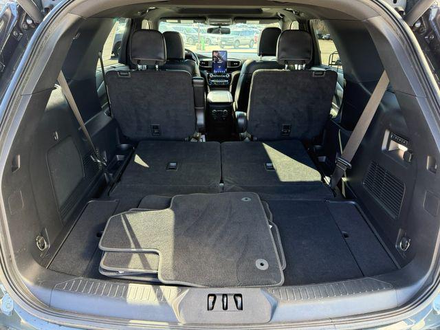 used 2022 Ford Explorer car, priced at $39,999