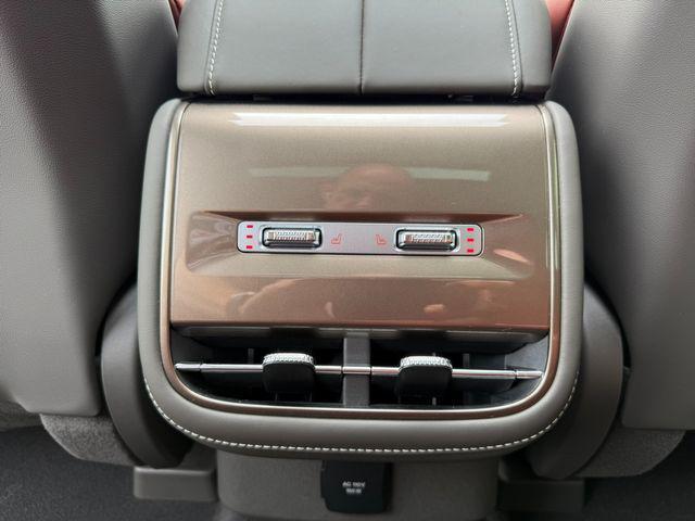 used 2024 Lincoln Nautilus car, priced at $59,699