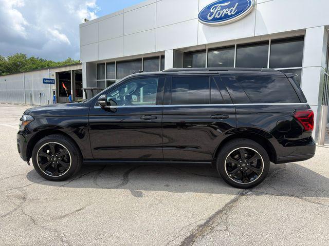used 2024 Ford Expedition car, priced at $57,498
