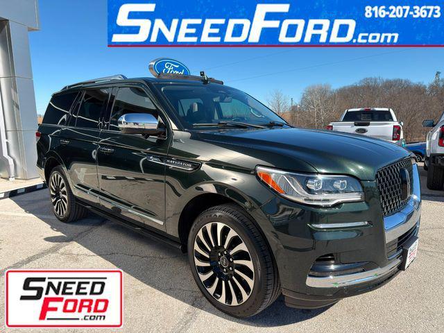used 2022 Lincoln Navigator car, priced at $56,999