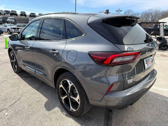used 2024 Ford Escape car, priced at $28,999