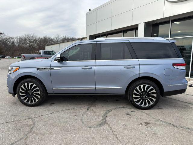 used 2022 Lincoln Navigator car, priced at $56,900