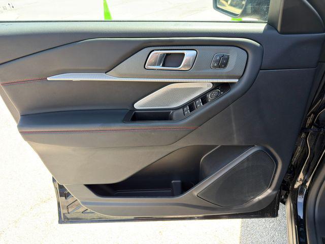 used 2025 Ford Explorer car, priced at $49,400