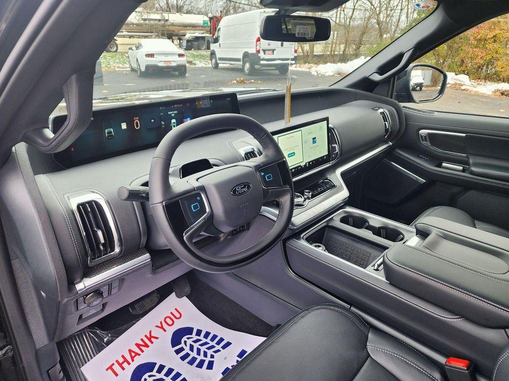 new 2025 Ford Expedition Max car