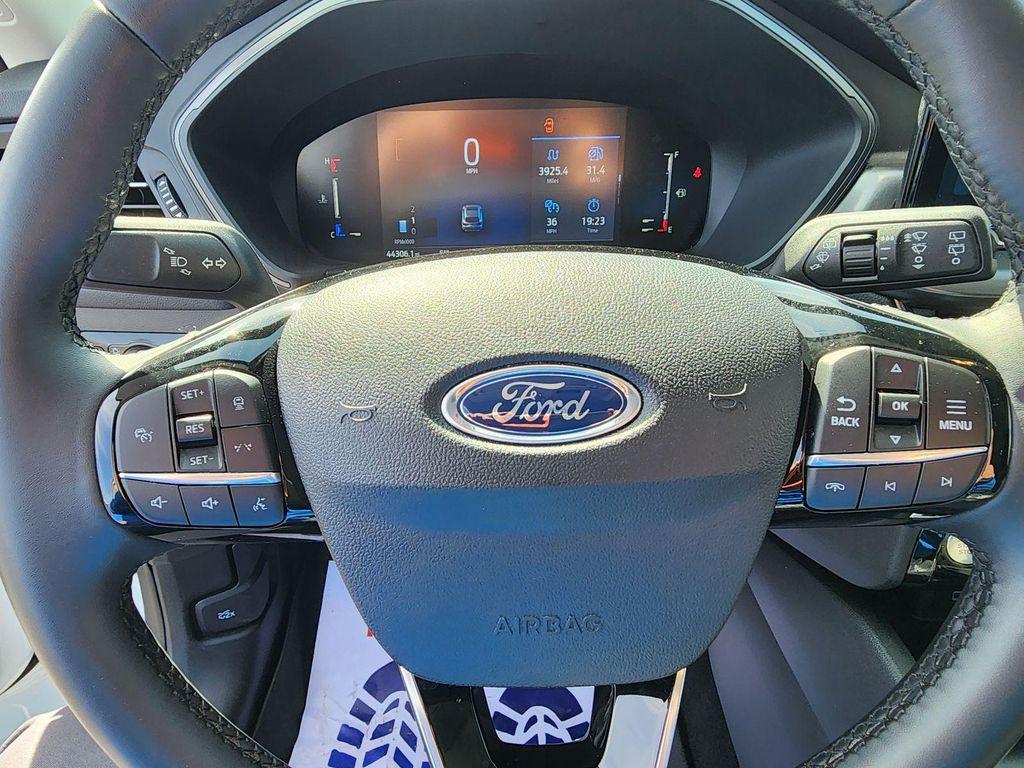 used 2023 Ford Escape car, priced at $21,597