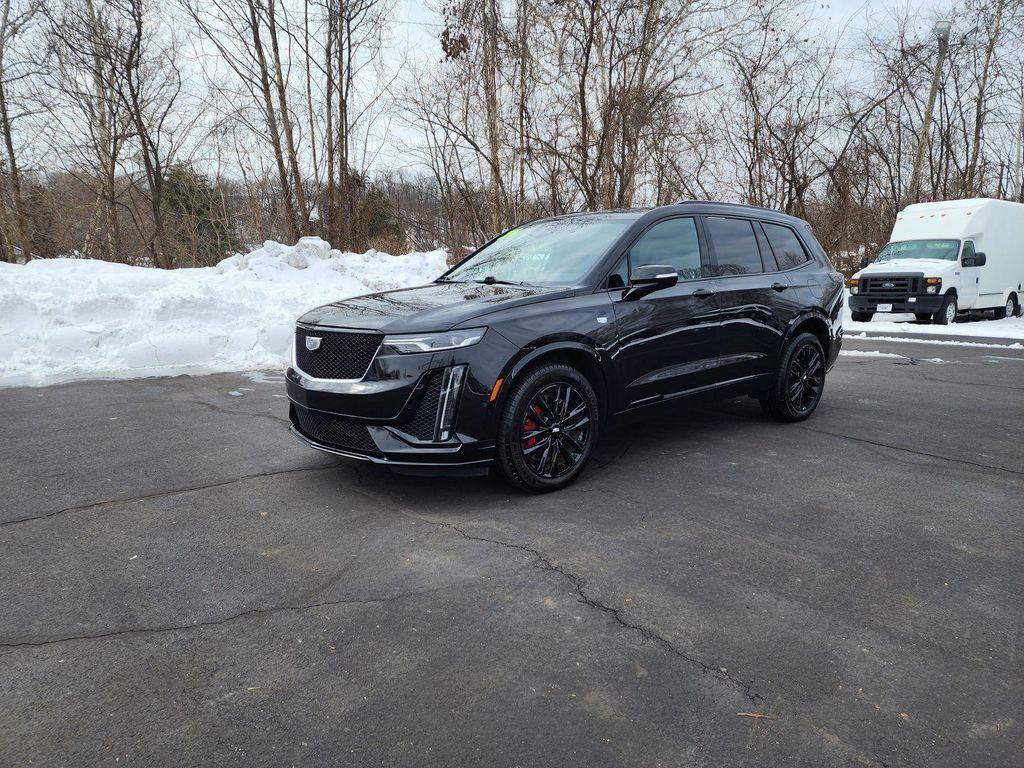 used 2024 Cadillac XT6 car, priced at $41,455
