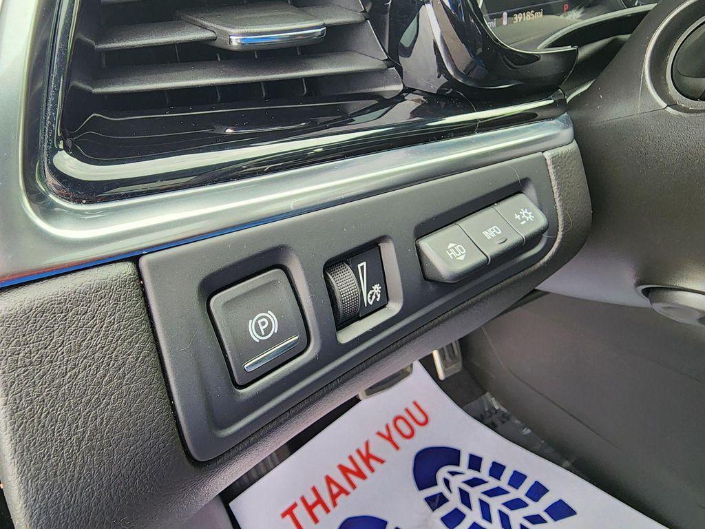 used 2024 Cadillac XT6 car, priced at $41,455