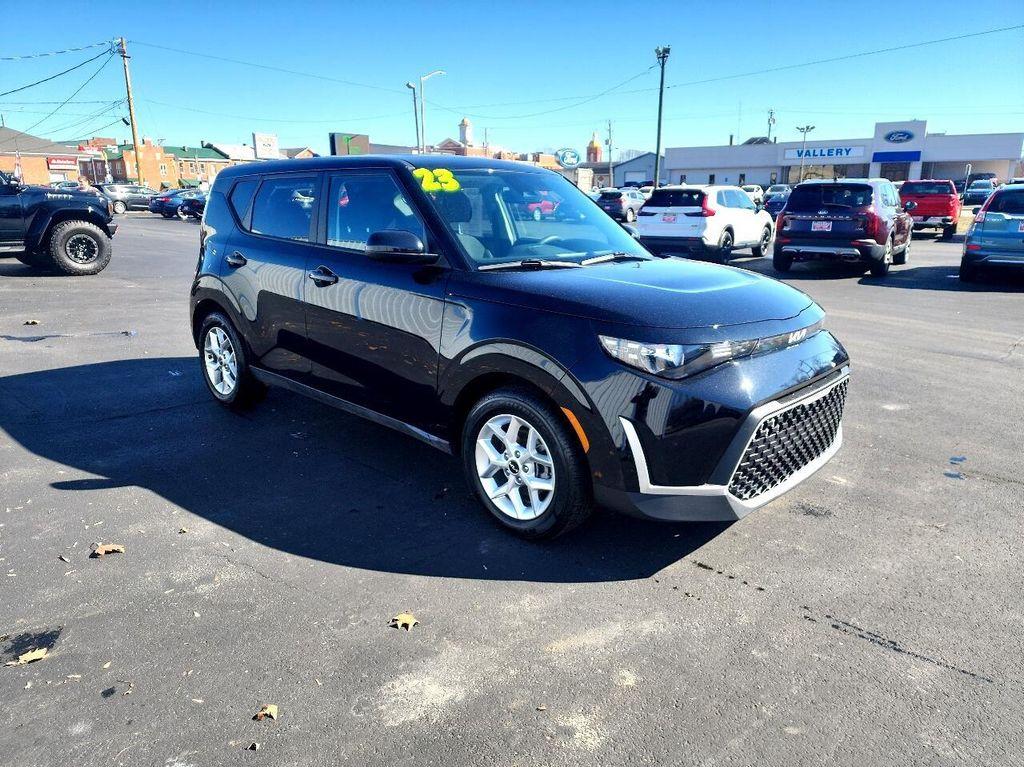 used 2023 Kia Soul car, priced at $15,485