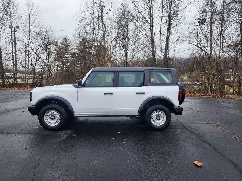 new 2025 Ford Bronco car, priced at $44,075