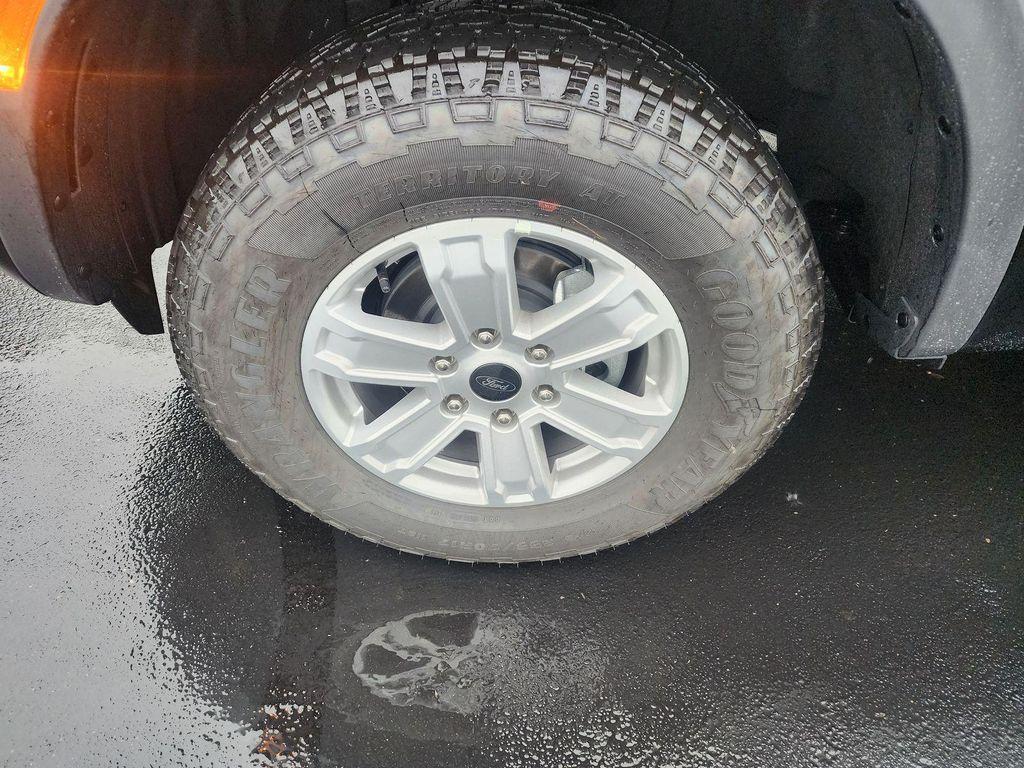 new 2025 Ford Ranger car