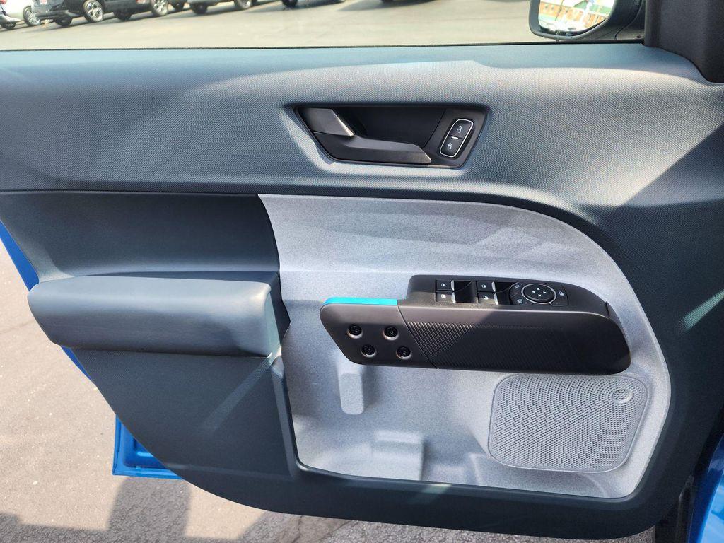 new 2025 Ford Maverick car