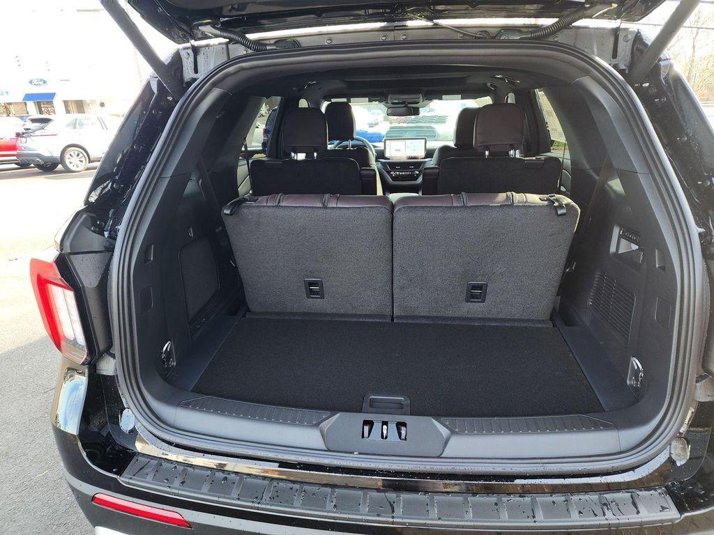 new 2026 Ford Explorer car