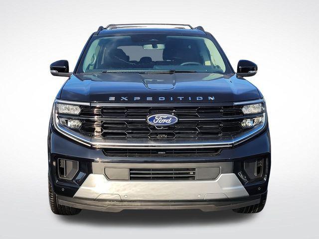 new 2025 Ford Expedition Max car, priced at $90,130