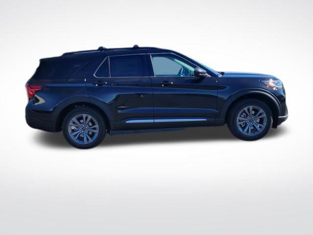 new 2025 Ford Explorer car, priced at $45,723