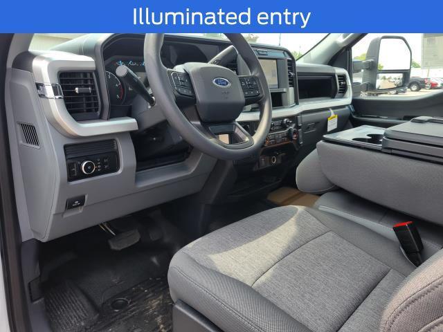 new 2025 Ford F-350 car, priced at $61,902