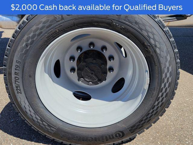 new 2025 Ford F-450 car, priced at $61,560