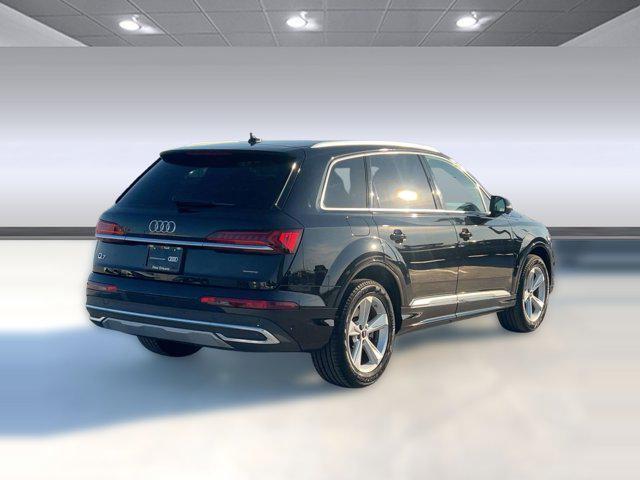 used 2023 Audi Q7 car, priced at $31,996