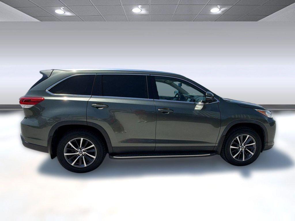 used 2019 Toyota Highlander car, priced at $25,424