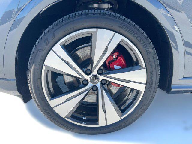 new 2025 Audi SQ5 car, priced at $70,631