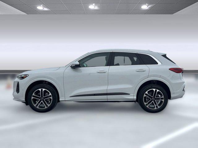 new 2025 Audi Q5 car, priced at $53,535