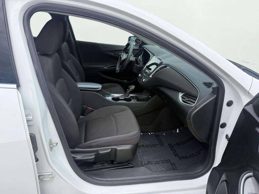 used 2022 Chevrolet Malibu car, priced at $8,995