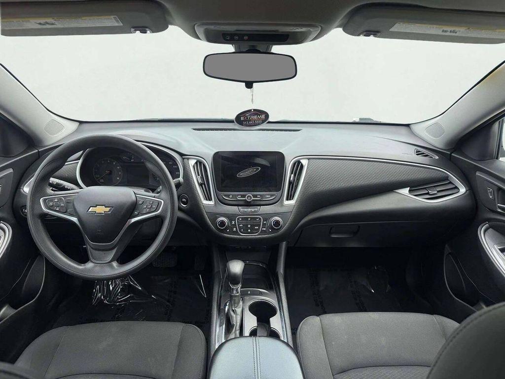 used 2022 Chevrolet Malibu car, priced at $8,995