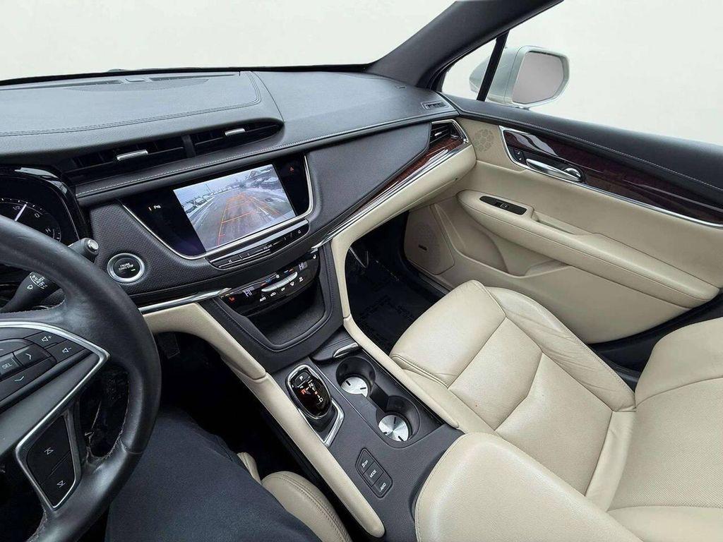 used 2017 Cadillac XT5 car, priced at $12,995