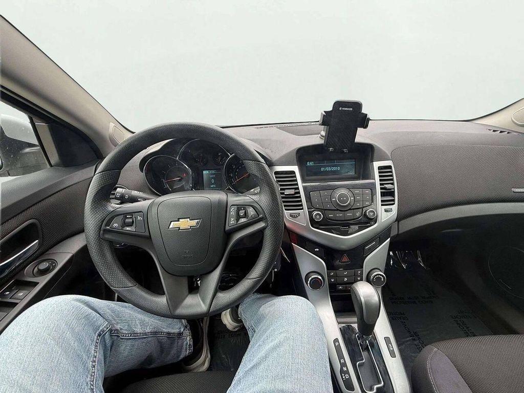 used 2015 Chevrolet Cruze car, priced at $5,995