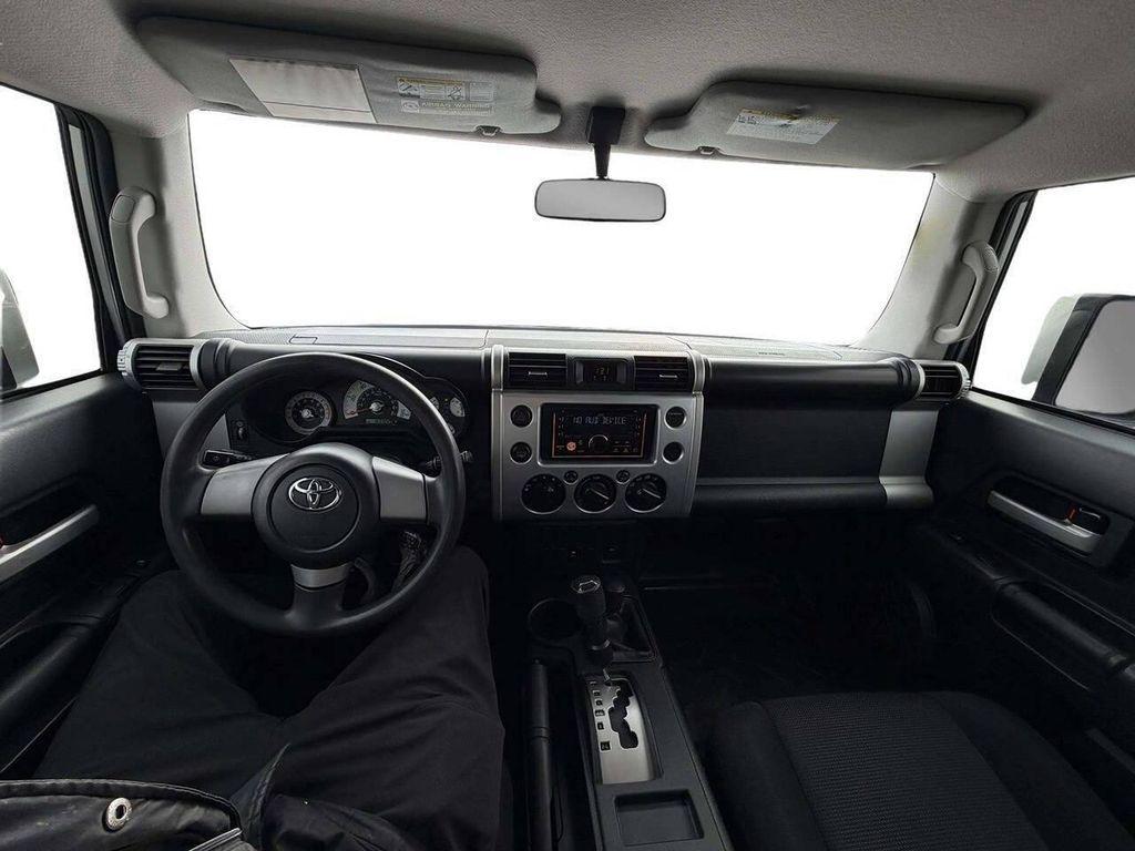 used 2007 Toyota FJ Cruiser car, priced at $14,995