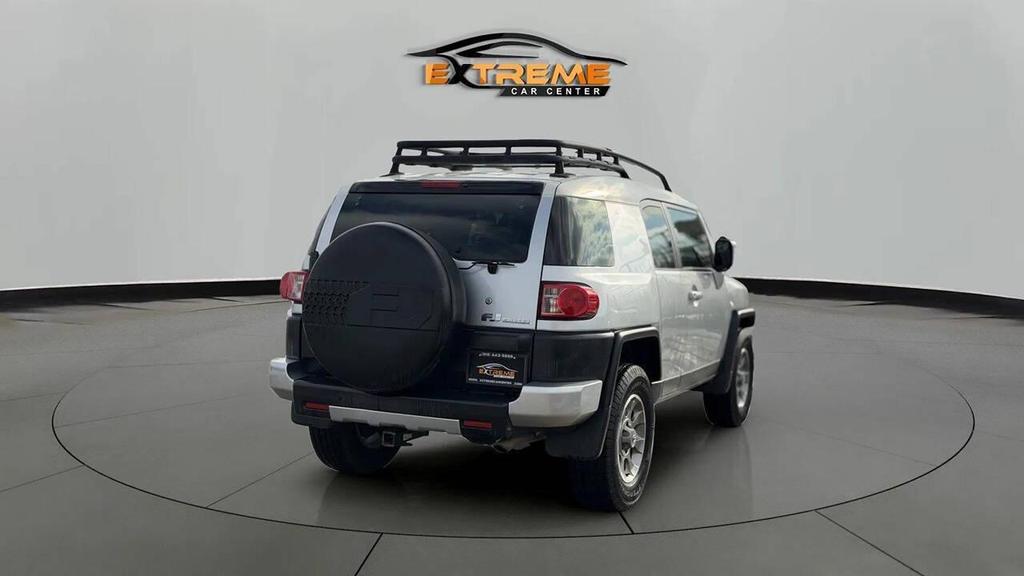 used 2007 Toyota FJ Cruiser car, priced at $14,995