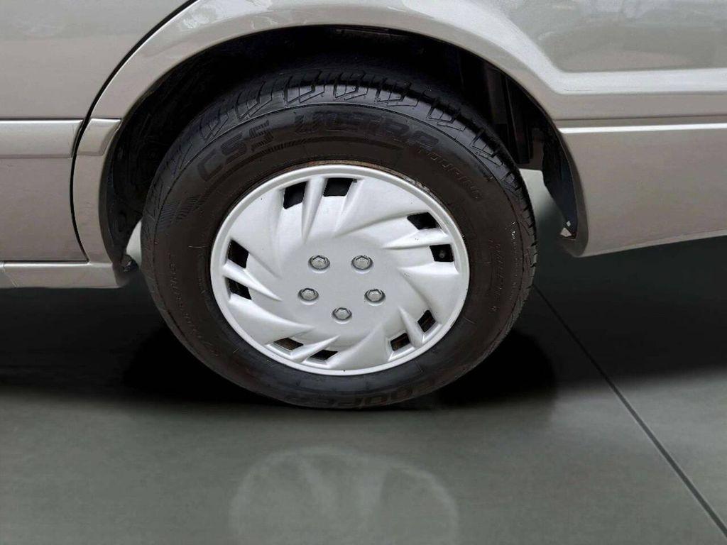 used 2001 Toyota Camry car, priced at $5,995