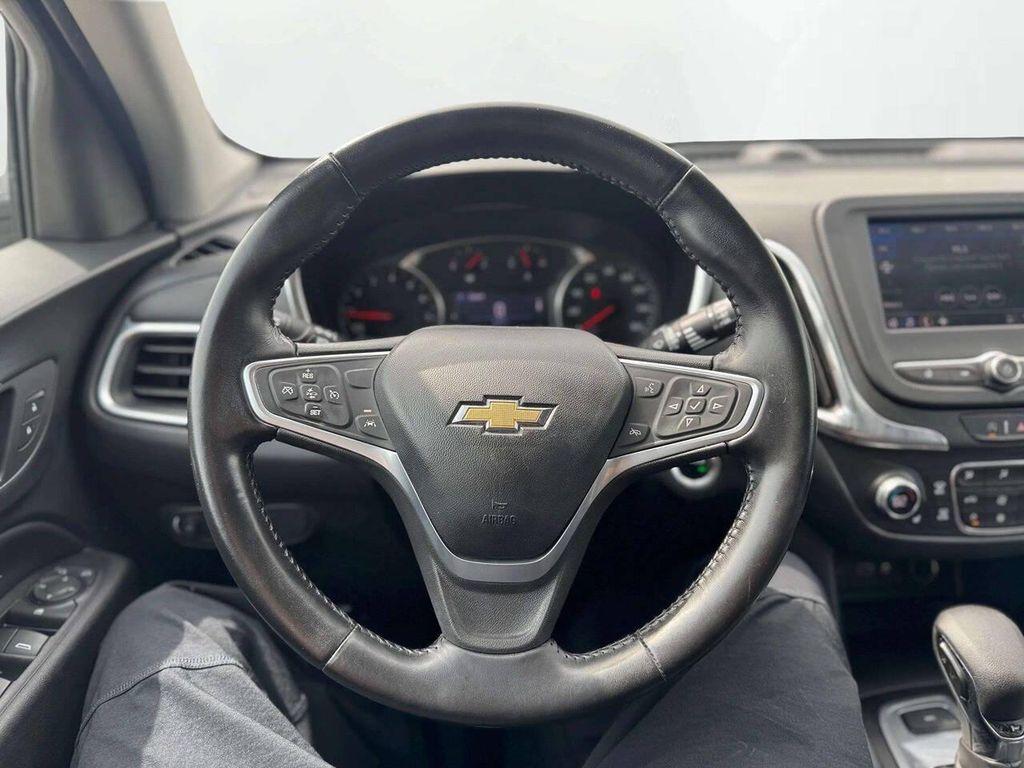 used 2022 Chevrolet Equinox car, priced at $10,995