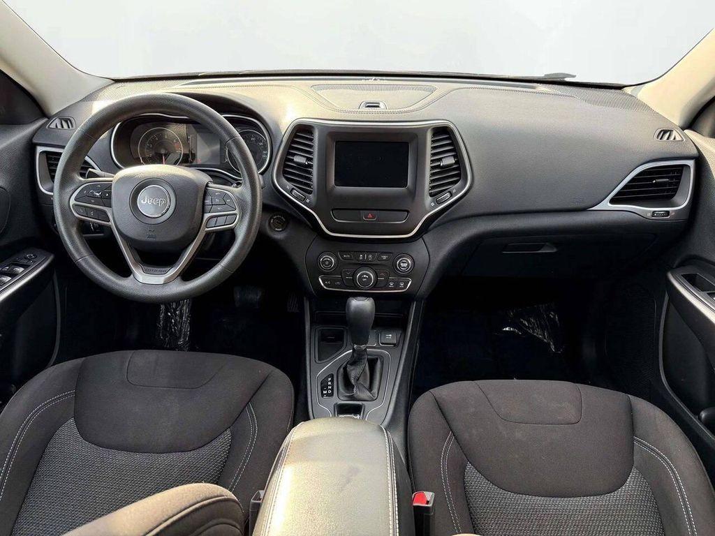 used 2020 Jeep Cherokee car, priced at $9,995